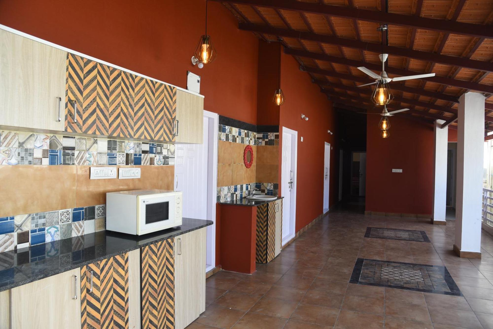 Gubbi Goodu Inn Homestay Chikmagalur Bagian luar foto